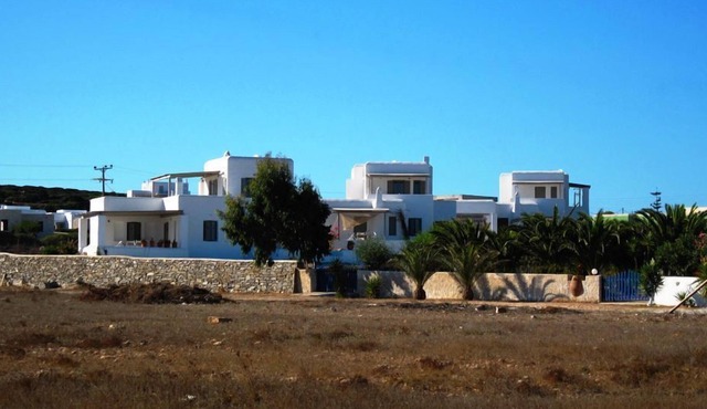 R 113 Spacious 3 bedroom Villa close to the beach with Sea View in Santa Maria