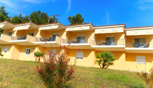Red Coral Apartments in Polygyros