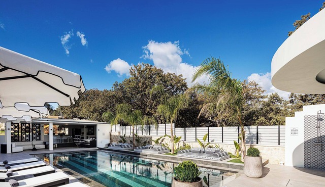 Refined Living With Contemporary Flair