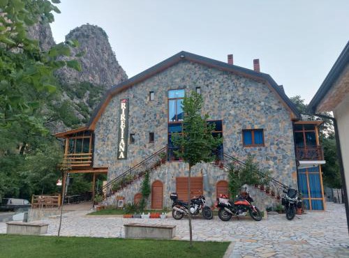 RIREYANA in Tamarë
