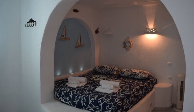 Romantic Beach Studio, Agios Sostis, Tinos in TINOS CYCLADES