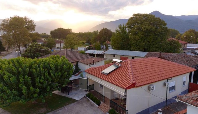 Roots House Pozar in Almopia