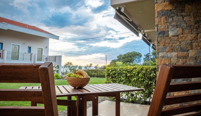 Royalty Suites Seaside in Nikiti