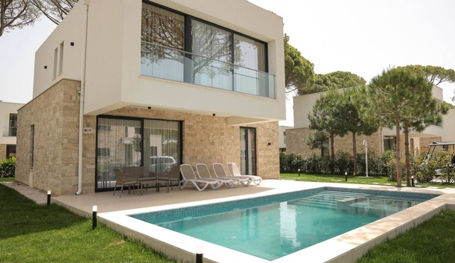 Sanpietro Vacation Deluxe Villa in Plazhi San Pietro