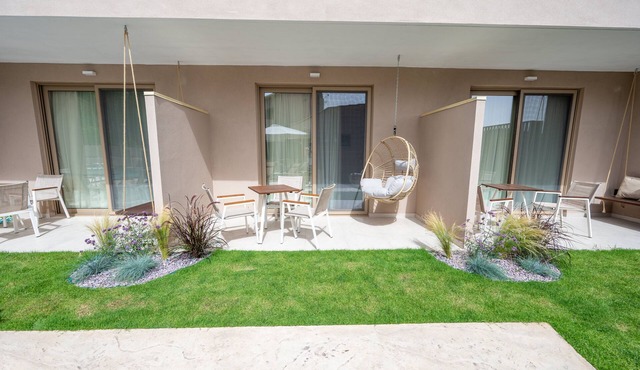 Scarabeo Suites & Villas