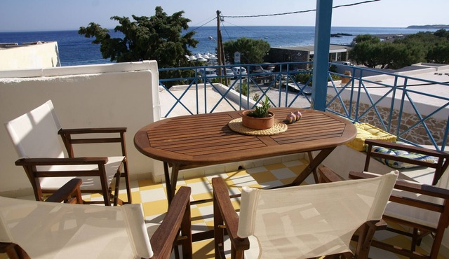 Sea house (40m from the sea) in Κουτσουνάρι