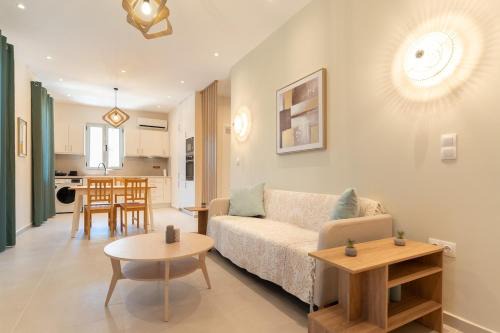 Sea & Salt Boutique Apartment 4 in Kalamata