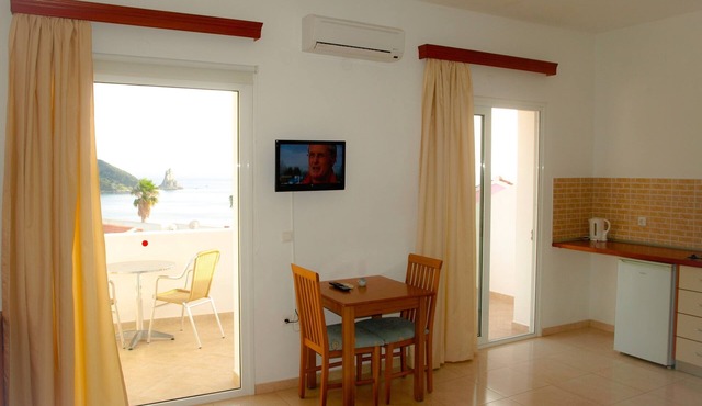 Sea view studio