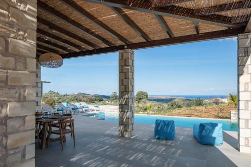 Sea View Villa Mia Casa with Private Pool, Ping-Pong & BBQ