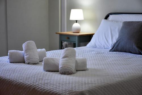 Seaside apartment platana kimis evoia