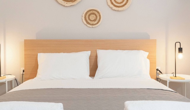 Seaside Retreat in Southern Crete: Modern Flat, Walking Distance from the Sea.