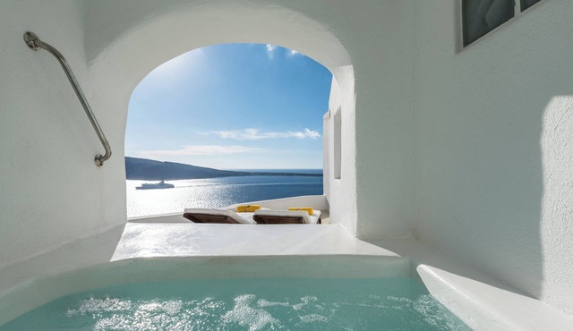 Secret Steps Suite Private Whirlpool & Caldera View *access via numerous steps