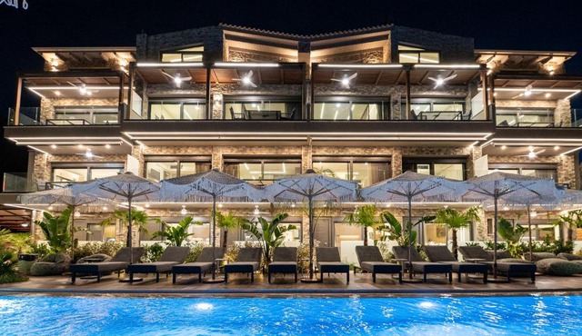 September15 Boutique Suites - Nikiana