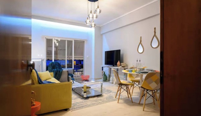 Serenity and 2 bedroom Luxury in Kalamaria