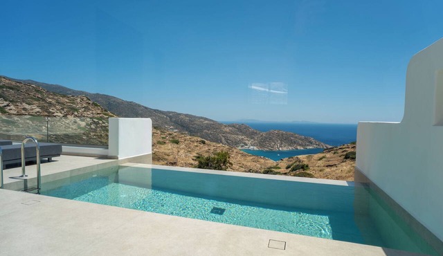 Serenity Villas in ios