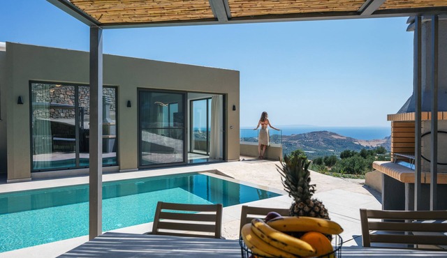 Sigma Villa, Private Heated Swimming Pool Garden, Panoramic Sunset