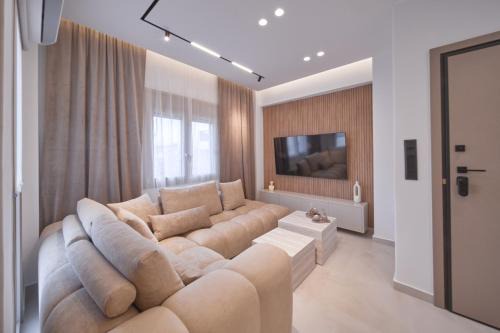 SOLUNA Hideaway Athens - Luxury Jacuzzi Suite in Athens