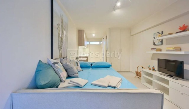 Sophia' s Studio in Saronida