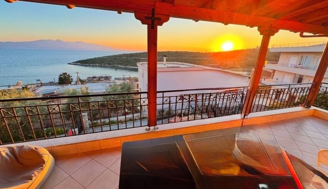 Spacious 4-bedroom house in serene Saranda with Sea Viewa in Saranda