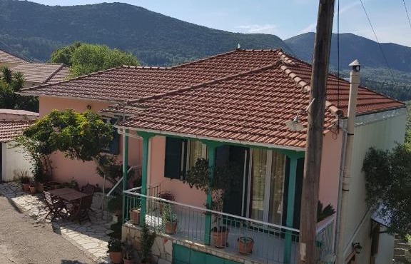 spiros house