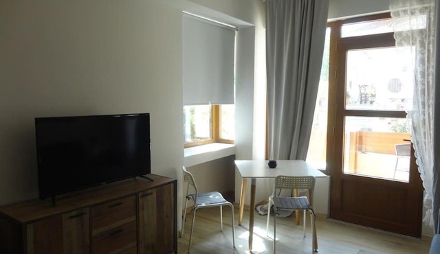 Square apartment in Pitsidia