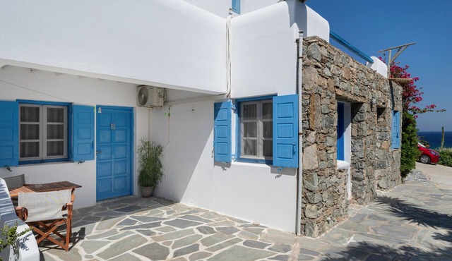 Standard Studio 2 with Wi-Fi and Air Conditioning in Mykonos