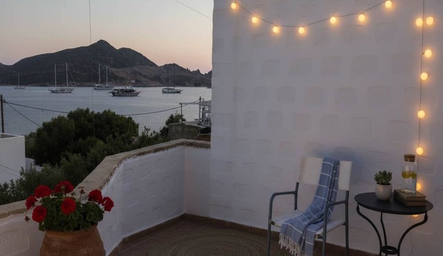 Stay Near the Waves in Grikos