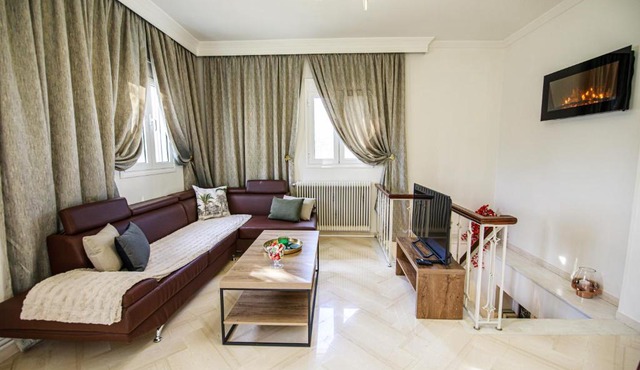 Stefania's Home in Volos