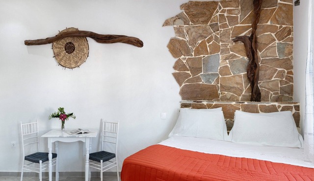 Studio Apartment 'Politimi N1' with Mountain View, Wi-Fi and Air Conditioning