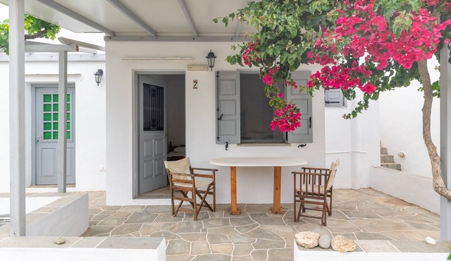 Studio Apartment 'Sifnos 7' with Sea View, Wi-Fi and Air Conditioning in Sifnos