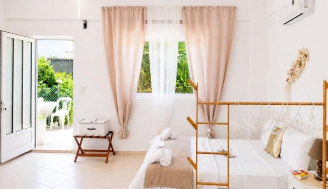 Studio Malades, Heraklion