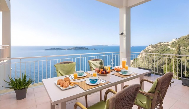 Studio 'Οpen Plan' with Sea View, Wi-Fi and Air Conditioning