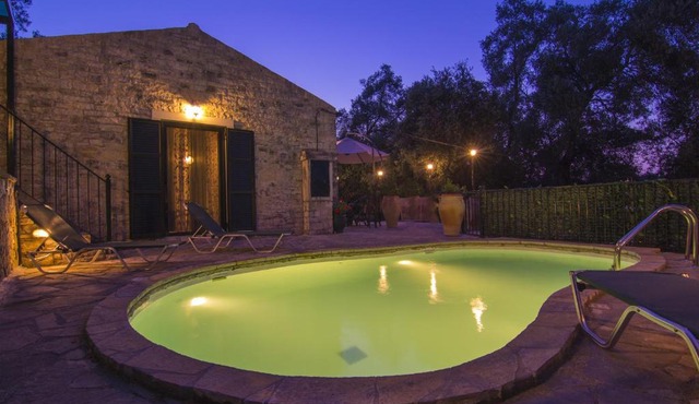 Su La Strata Villa by CorfuEscapes