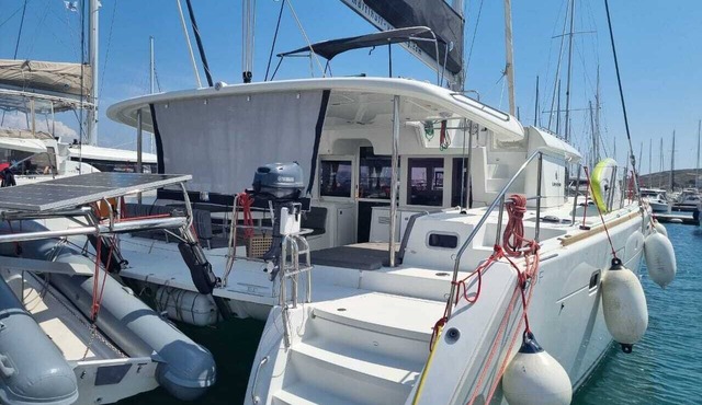 Sun-Kissed Sailing Adventure in the Saronic Islands