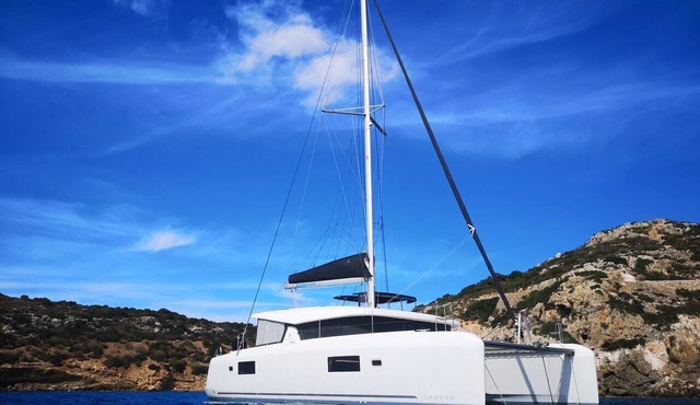 Sun-Kissed Sailing Adventure in Islas Cícladas, Mykonos