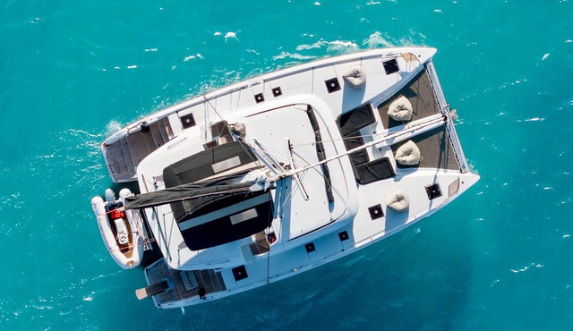 Sun-Kissed Sailing Adventure in Islas Sarónicas in Alimos