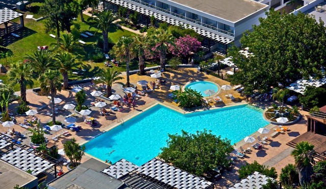 Sun Palace Hotel Resort & Spa