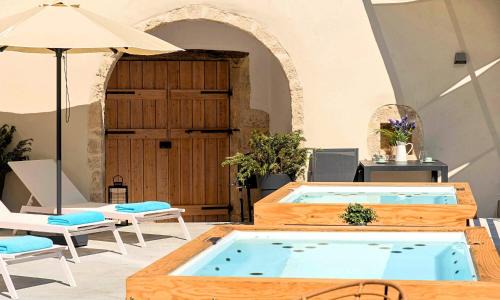 Sun Stone Villas