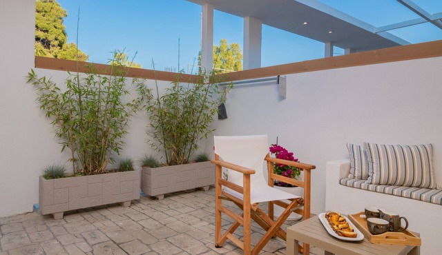 Suncourt Lux Rooms