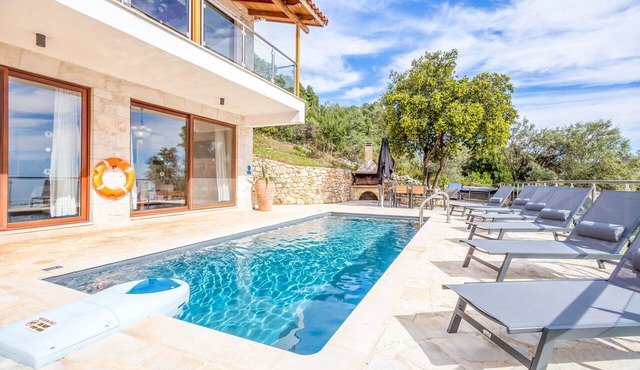 Sunset Vista Exclusive villa