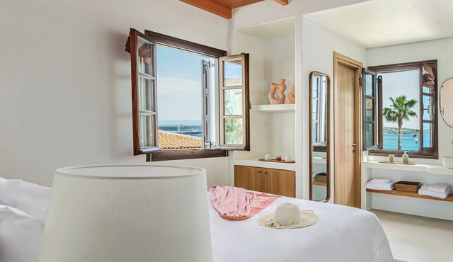 Teresa Spetses in Spetses