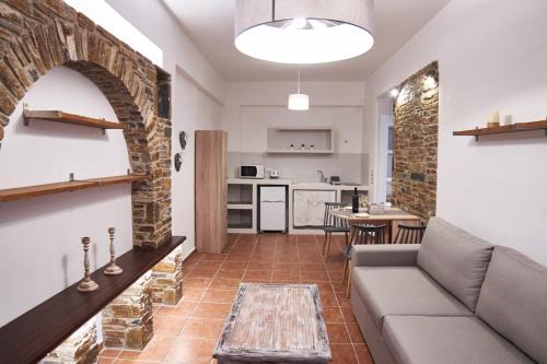 THIRAMNIA KaGa kythnosuites in Mérichas