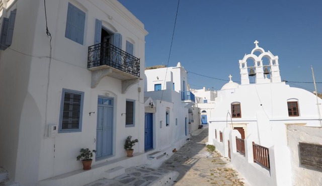 Thomas Traditional House in Chora