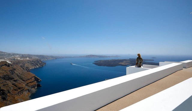 Thrilling Santorini Apartment | Vanica Apartment | 2 Bedrooms in Santorini