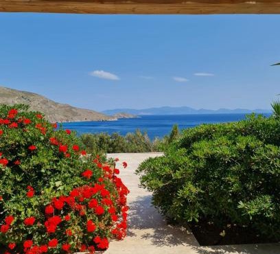 Tilos Villa in Livadia
