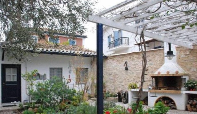 To Spitaki Garden Guesthouse