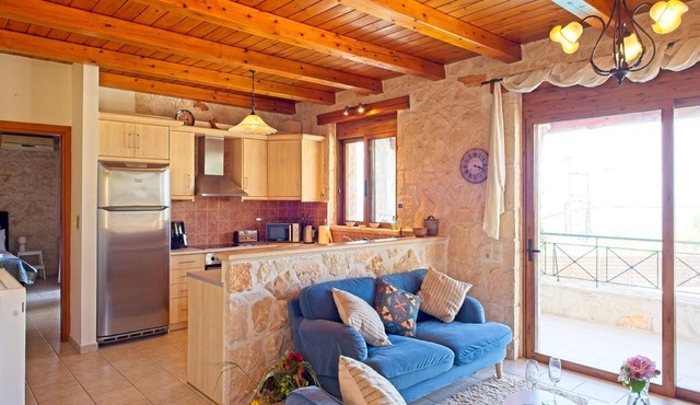 Traditional Villa with Private Pool in Zakynthos (Stadt)