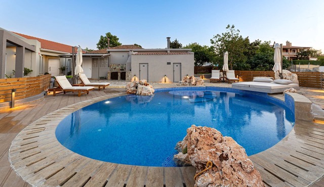 Tselepis Villa at Lakithra