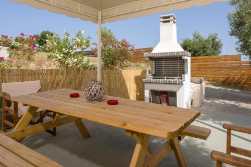 Tumeremos Holiday Apartment 3BR Private BBQ Garden