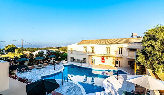 Two side by side Studios in Orestis hotel in Chania